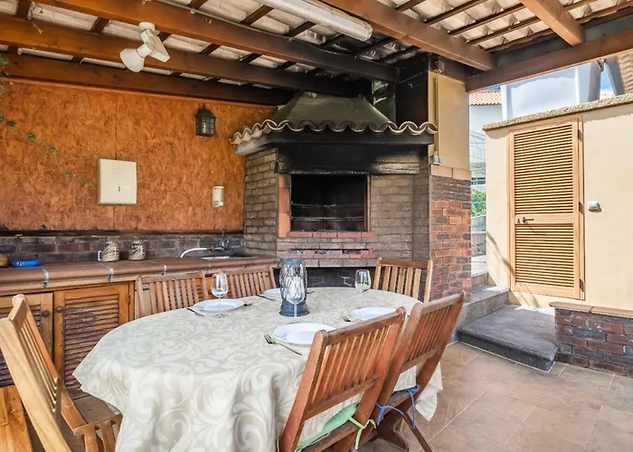 Casa Da Levada Dos Prazeres * Calheta (Madeira)