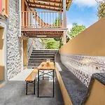 Casa Da Levada Dos Prazeres 酒店 *