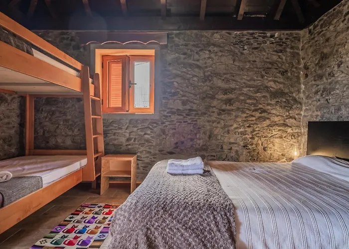 Casa Da Levada Dos Prazeres Hotel