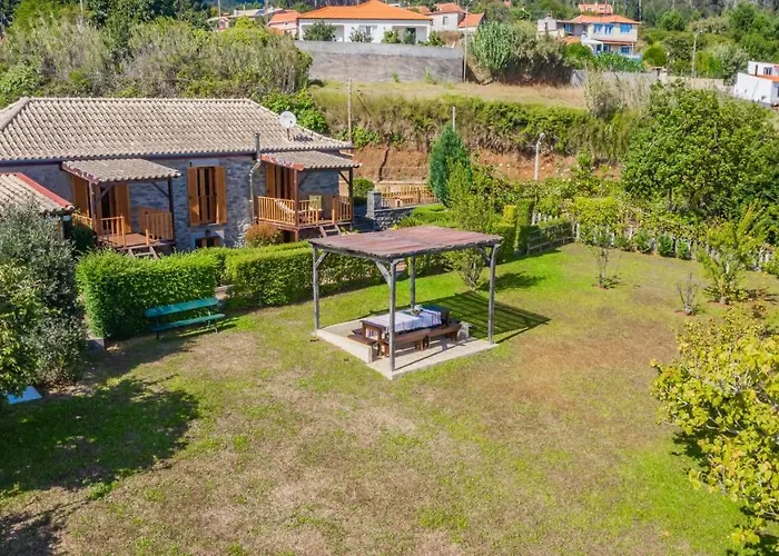 Casa Da Levada Dos Prazeres * Calheta (Madeira)